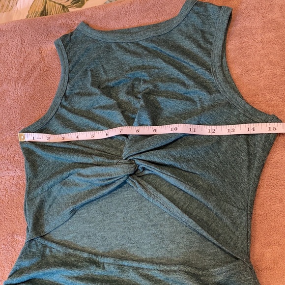 Dress - Picture 10 of 10